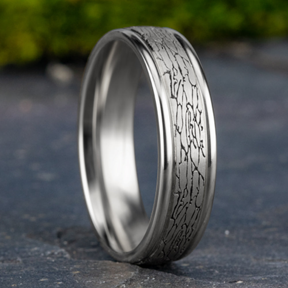 THE ARTHUR 6mm, Comfort fit, 14K White Gold, Fractured rock pattern, polished round edges