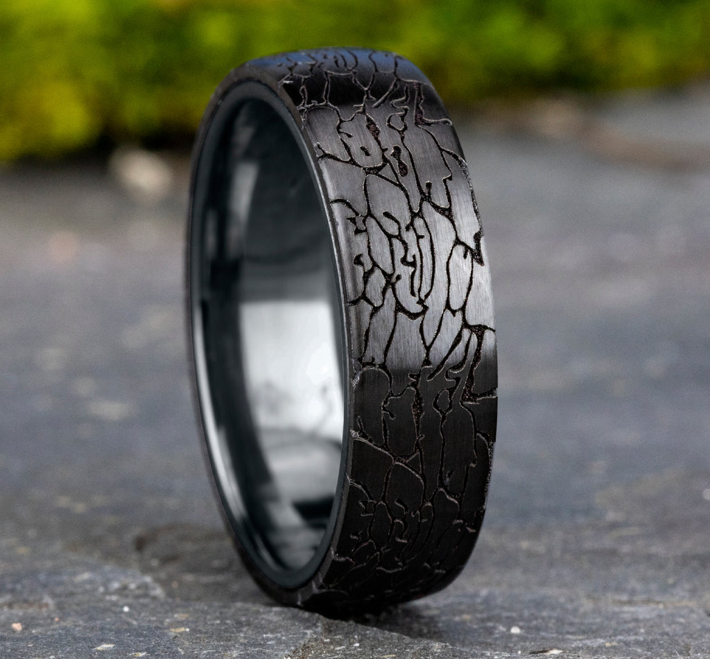 THE AVALON 6.5mm, Comfort fit, Grey Tantalum and Black Titanium, Fractured rock pattern