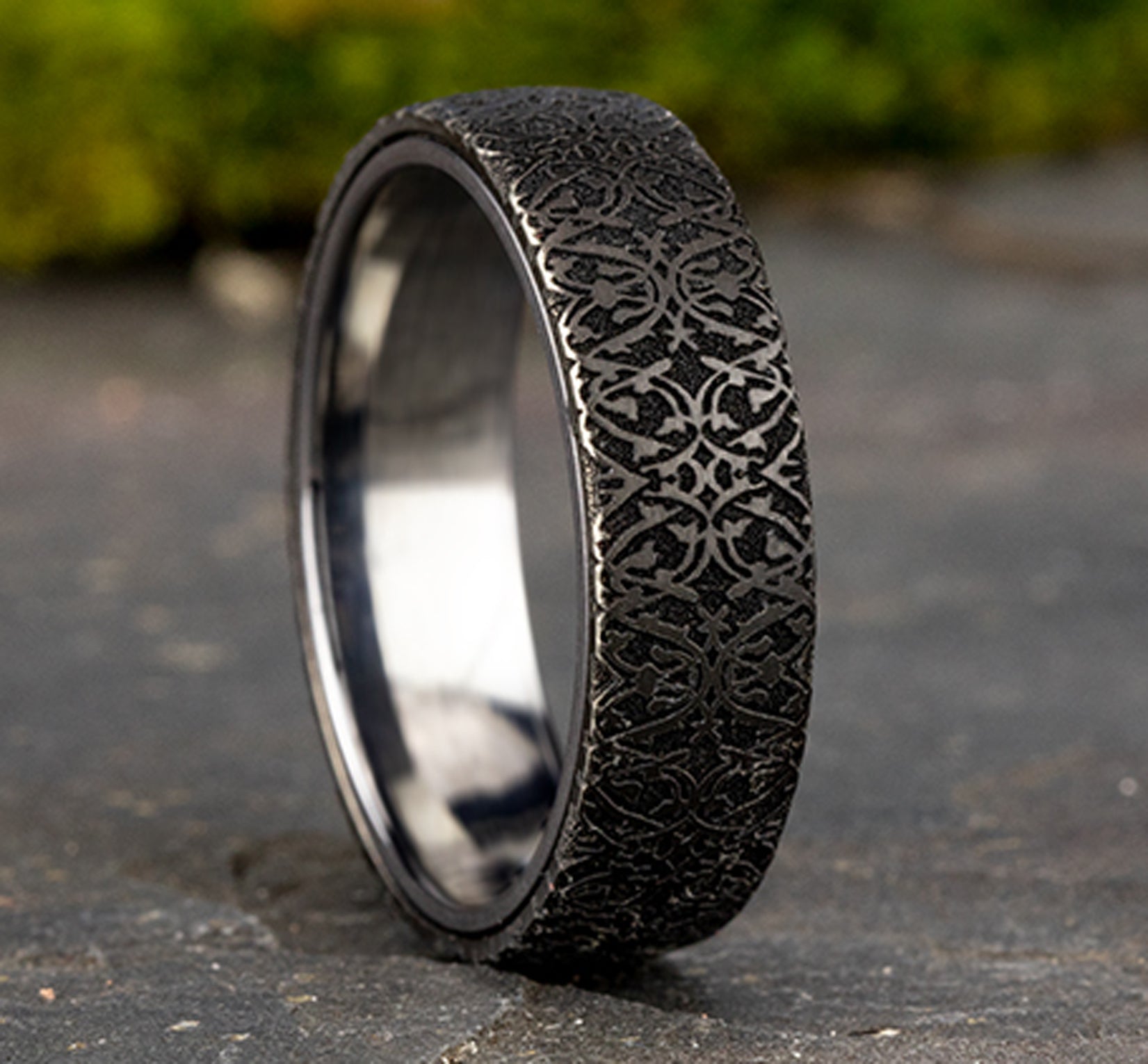 THE SULTAN 6.5mm, Comfort fit, Grey Tantalum and Black Titanium, Ottoman pattern