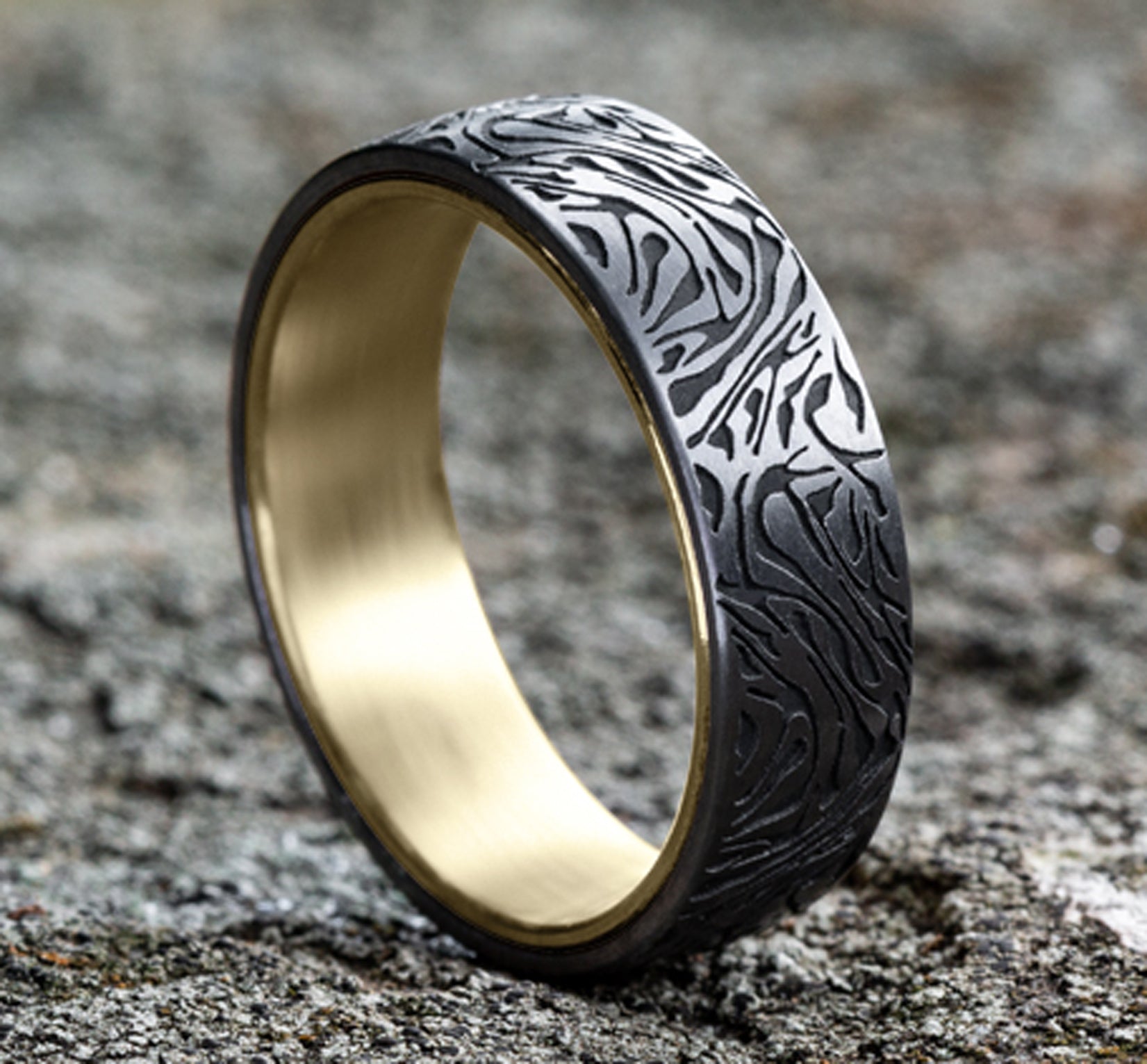 THE IMPERIAL 6.5mm, Comfort fit, 14K Yellow and Grey Tantalum, Faux mokume pattern