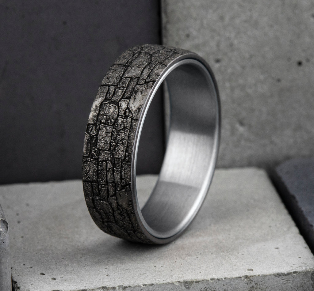 THE TROY 6.5mm, Comfort fit, 14K White Gold and Grey Tantalum, Stone wall pattern