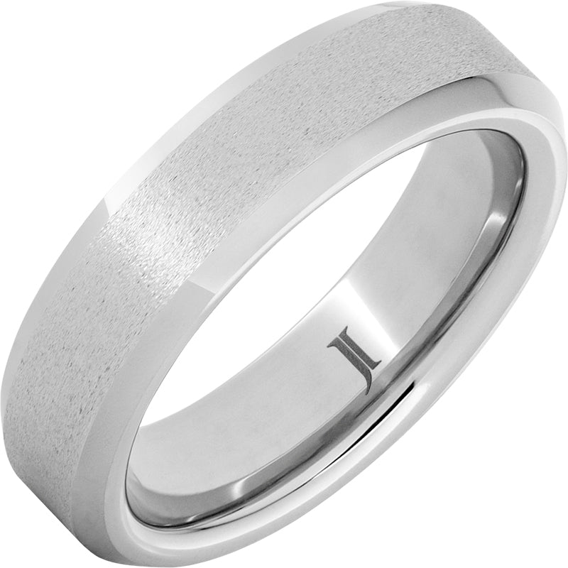 Serinium Beveled Ring with Stone Finish