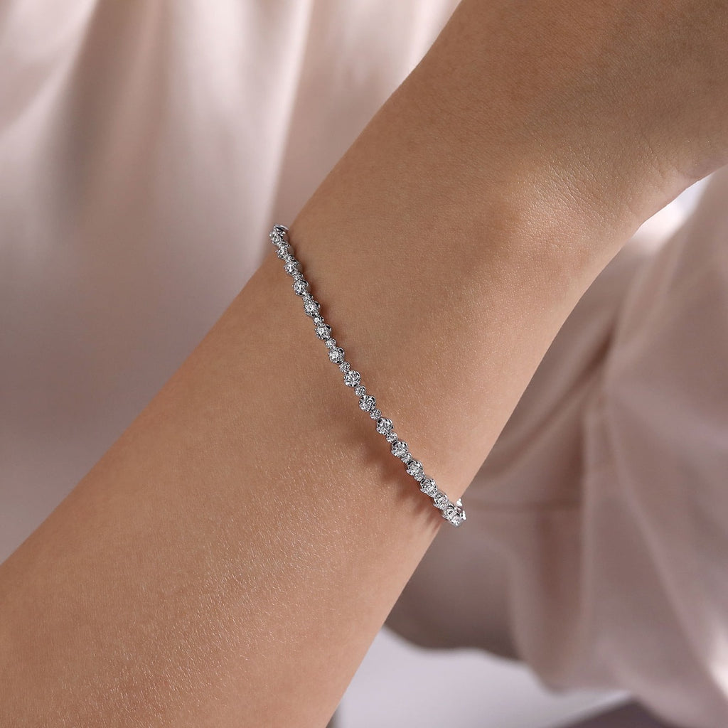 Calla Ember Eclipse 14K White Gold Buttercup Set Diamond Tennis Bracelet