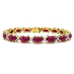 LA TRIOMPH 18K Yellow Gold Ruby & Diamond Bracelet
