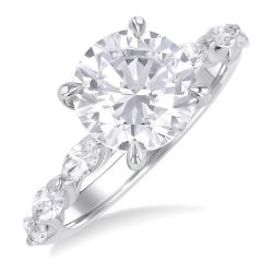 Round Shape Semi-Mount Diamond Engagement Ring