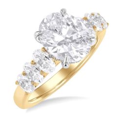 Oval Shape Semi-Mount Diamond Engagement Ring