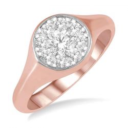 Shine Bright Essential Diamond Signet Ring